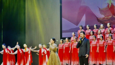 我校高雅艺术进校园活动走进镇江心湖高级中学