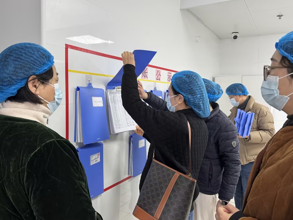 2f25733e-cccb-40c2-b574-ea360c44bf4f