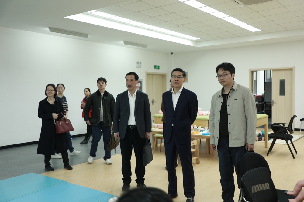 306A0479(1) 306A0479(1)